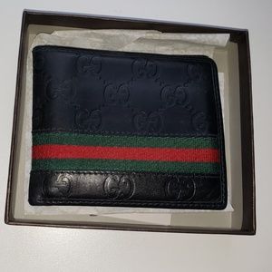 AUTHENTIC Mens Gucci Wallet